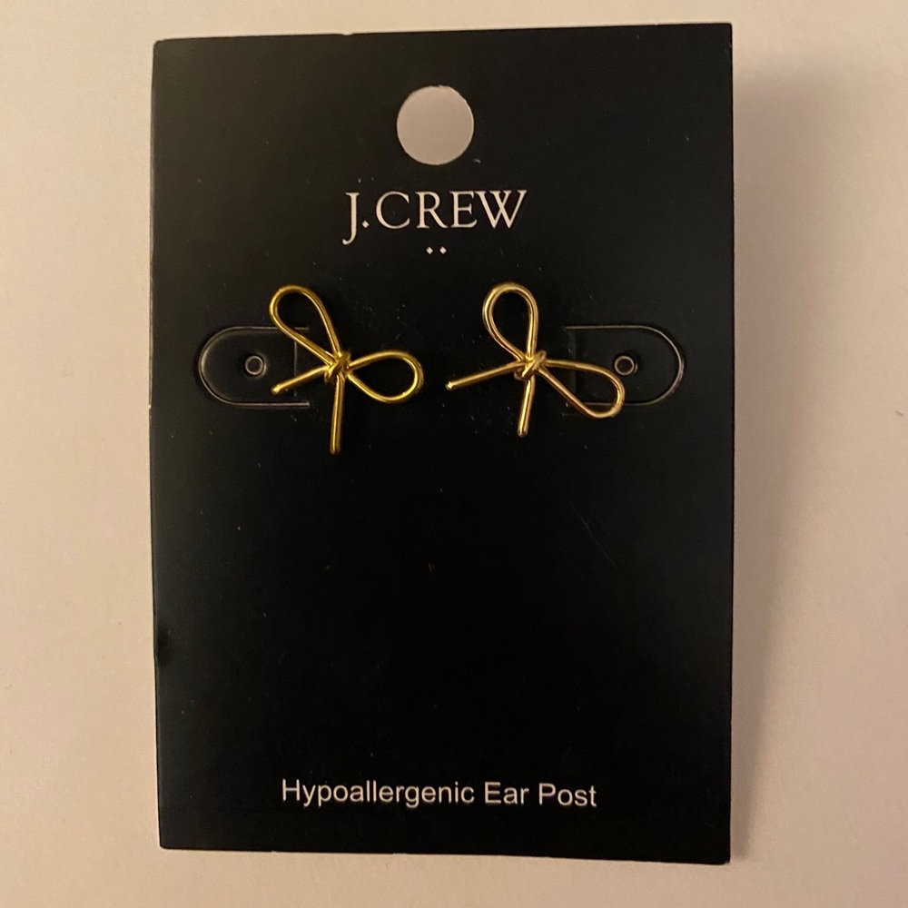 Gold earrings
